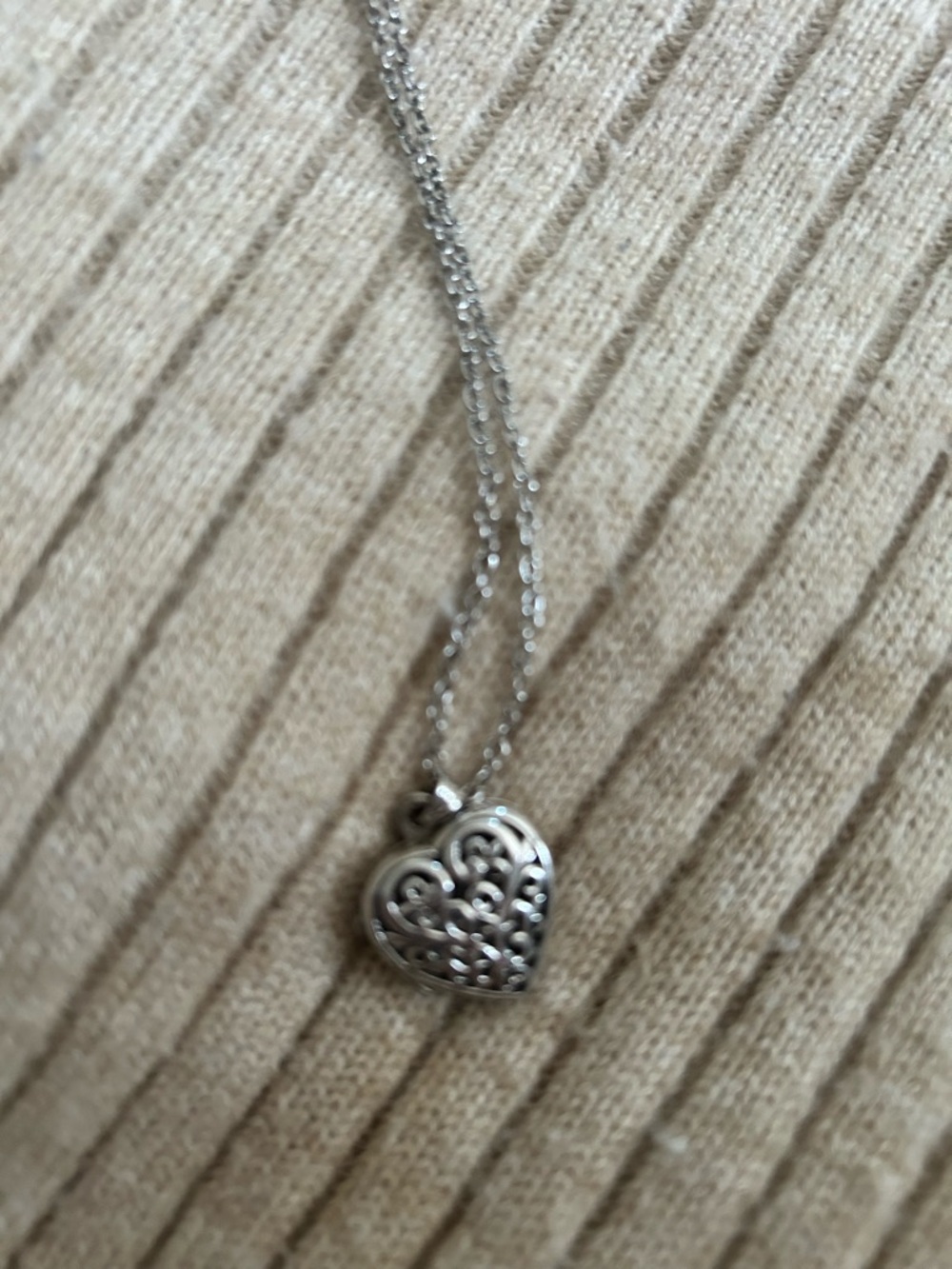 Sterling Silver Heart Filigree Pendant Necklace - Silver
